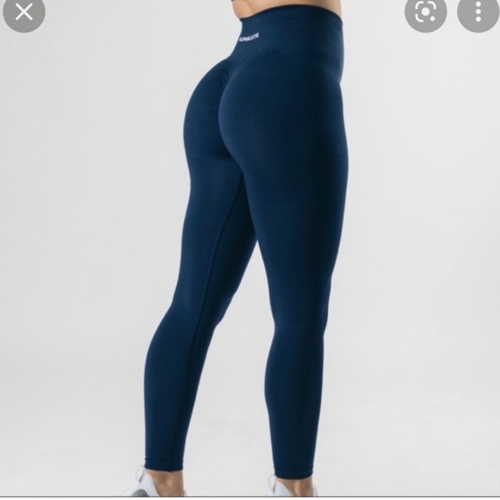 Amplify Leggings sz Medium BNIB perfect condition